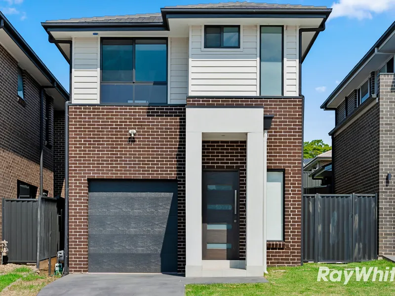 Four Bedroom Family Home Close To All Amenities!