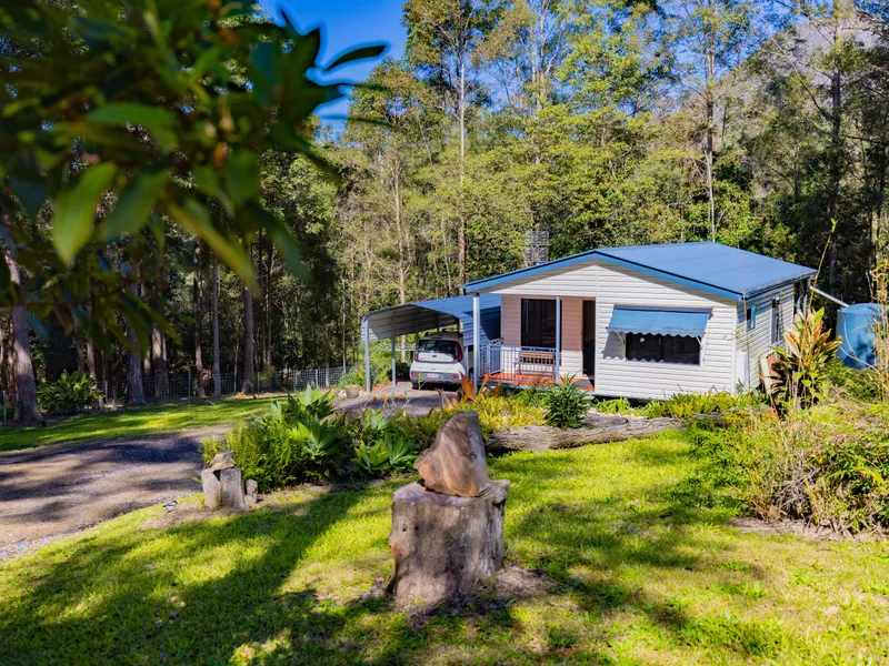 1 ACRE + 1 BEDROOM COTTAGE WITH TOWN WATER & VIEWS