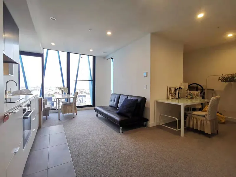 FULLY FURNISHED APARTMENT AT B SQUARE FOR LEASE