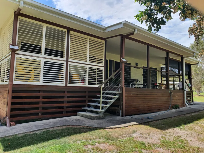 Beautifully Presented Home Nestled In Quiet Cul De Sac.