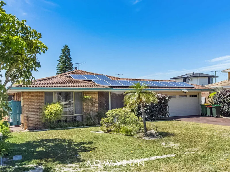 LOCATION + SHED + MULTIPLE LIVING SPACES