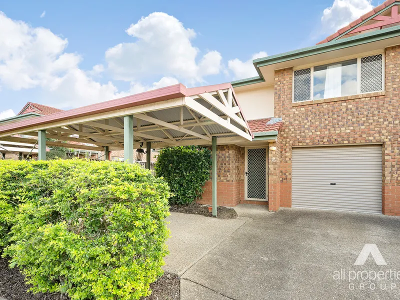 Good view townhouse with excellent Location