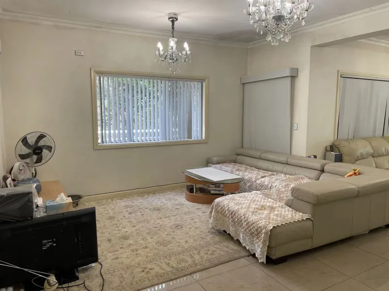 One bedroom with own bathroom for rent bills included