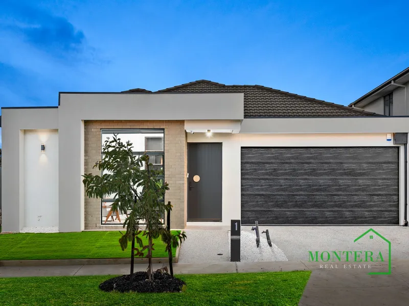 TWO LIVINGS | TWO KITCHENS | LUXURY LIVING