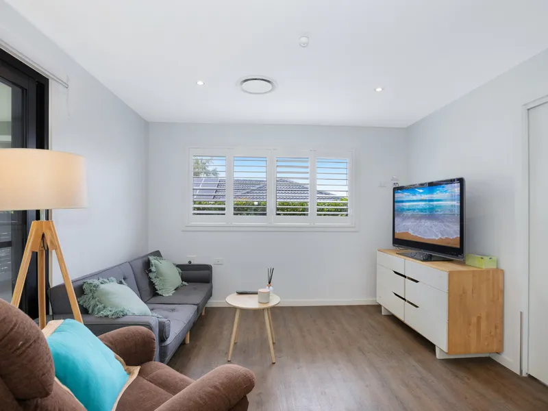 Fully Furnished One Bedroom Granny Flat