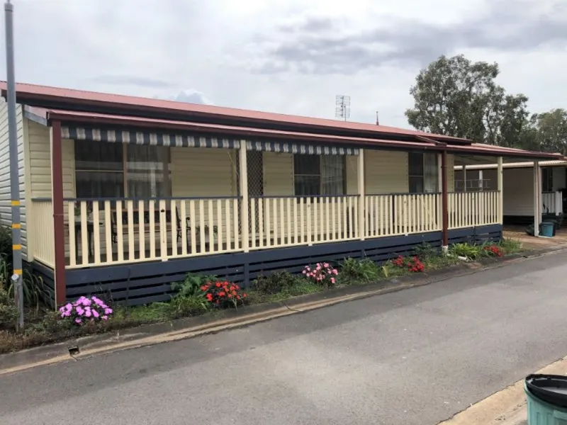 Pre-loved home in Lakeside Leisure Village