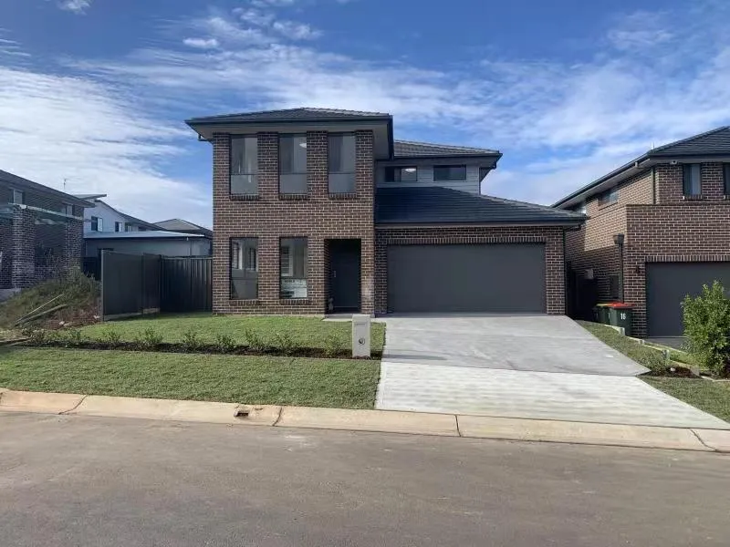 Brand New 5 Bedroom House Plus Study/Media for Lease