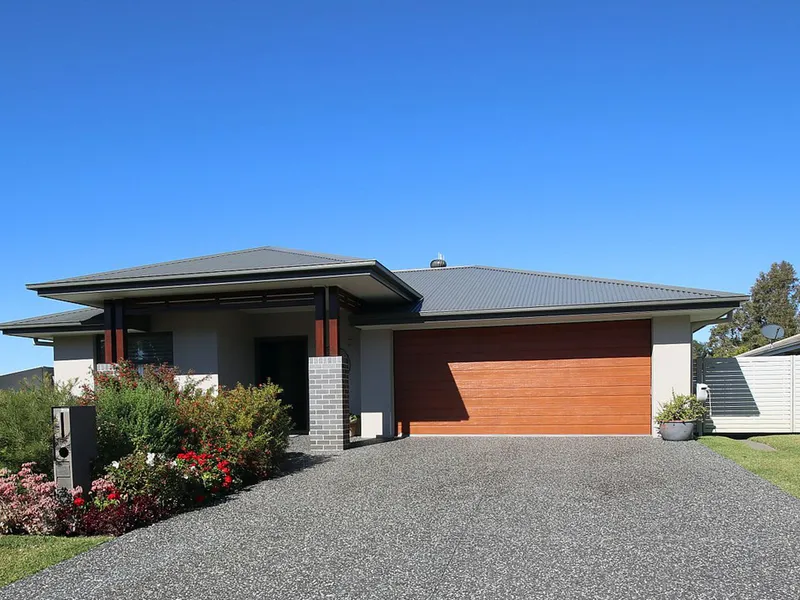 Golf course lifestyle property...