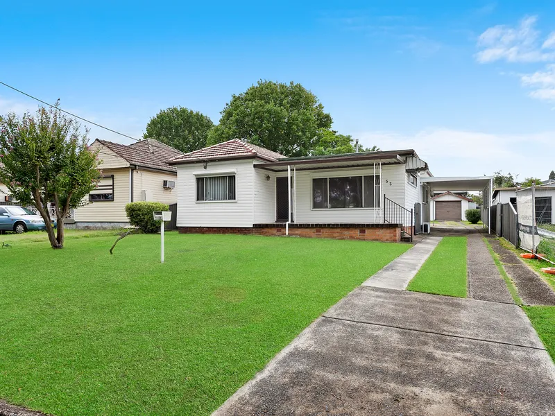 PARK FRONT DUPLEX POTENTIAL - OPEN TO VIEW TUES 30/03/2021 5-5.30PM