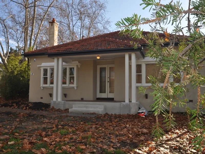 FULLY RENOVATED 3 BEDS 2 BATHS