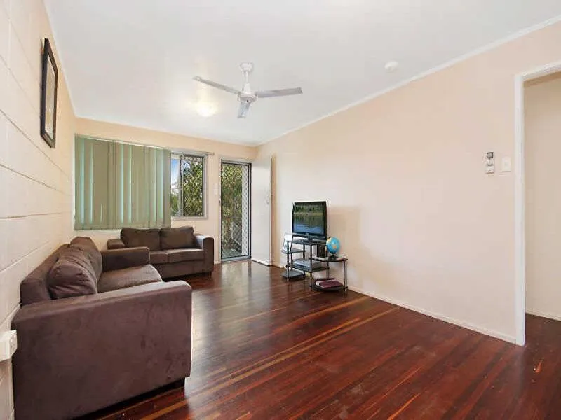 FULL DUPLEX - MONEY MAKER with amazing returns