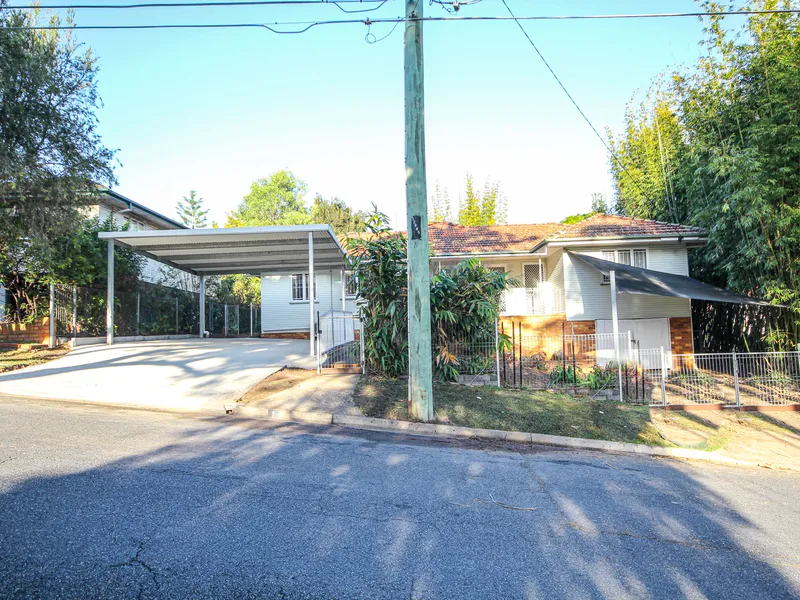 Great Entertainer - Polished Floors - Air Con