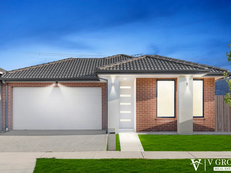 Discover Your Dream Home: Owner-Occupied Oasis Awaits Its Perfect Match !!!