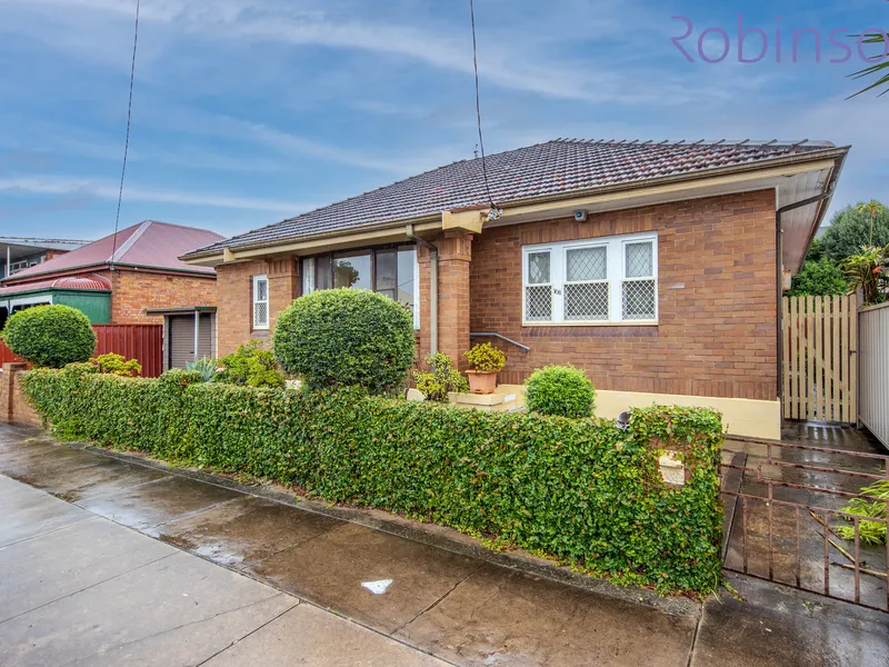 Period charm in Premium Location