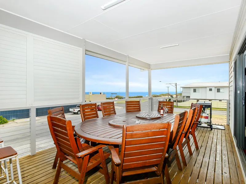 Bayside | Fully Furnished | Short Lease Available (Water & Electricity Incl.)