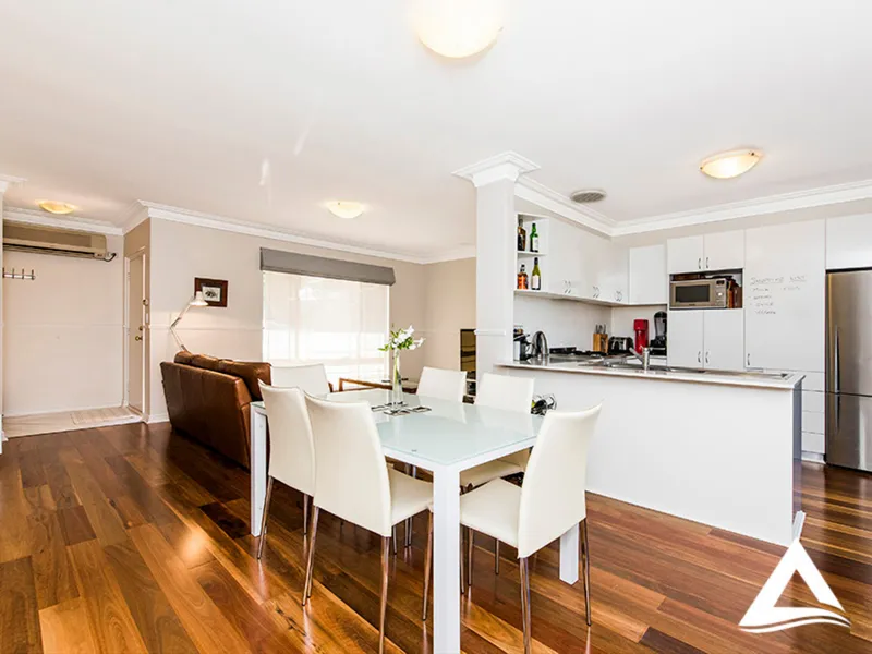 BEAUTIFUL HOME - 3 X 2 BEST LOCATION !