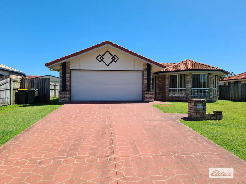 4 Bedrooms - Short Drive To CBD