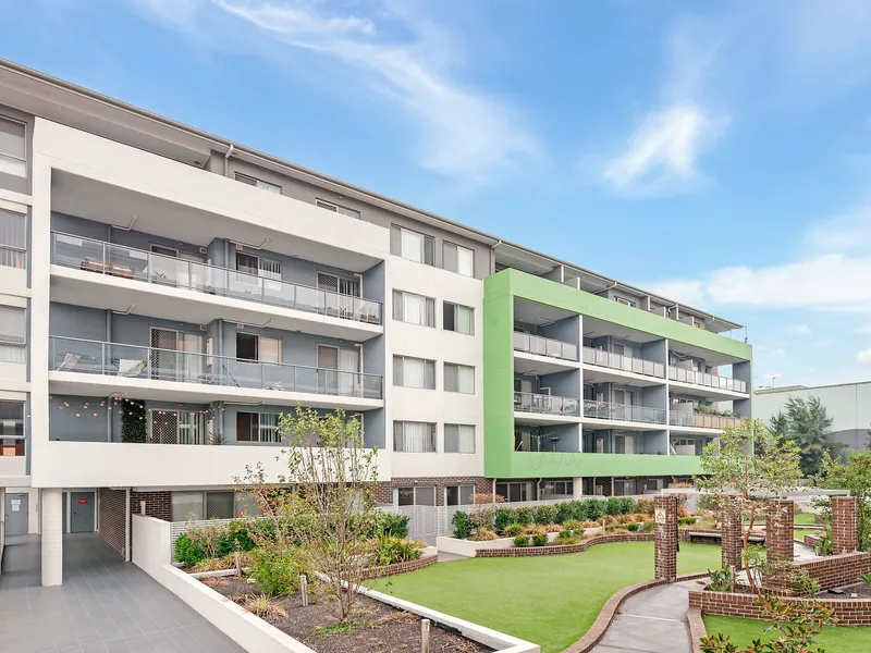 LOCATION, COMFORT AND LUXURY