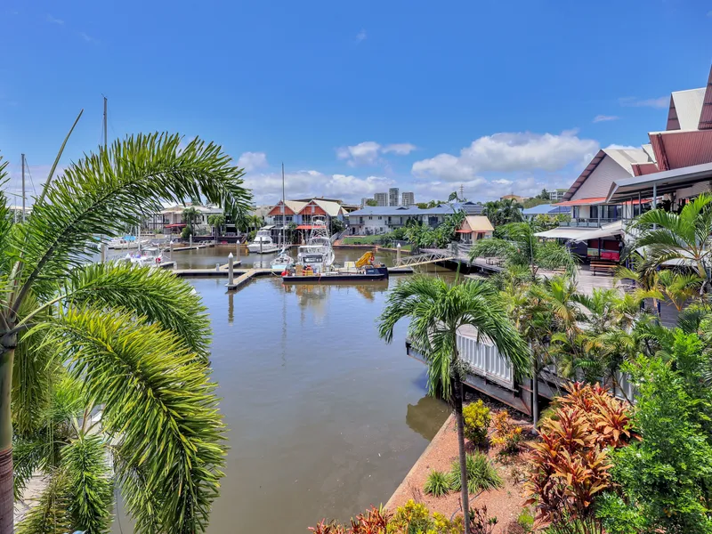 Spectacular Marina Views