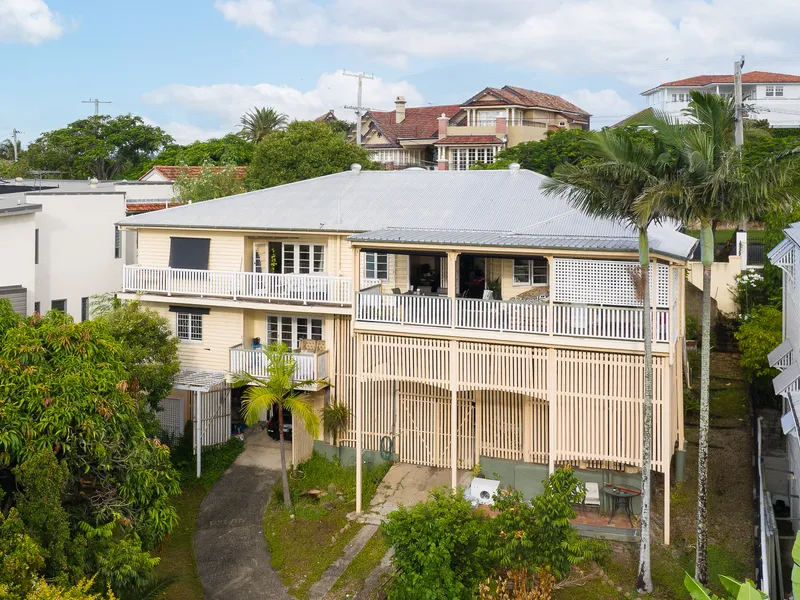 Prestigious Position with Breath-Taking City and Mountain Views