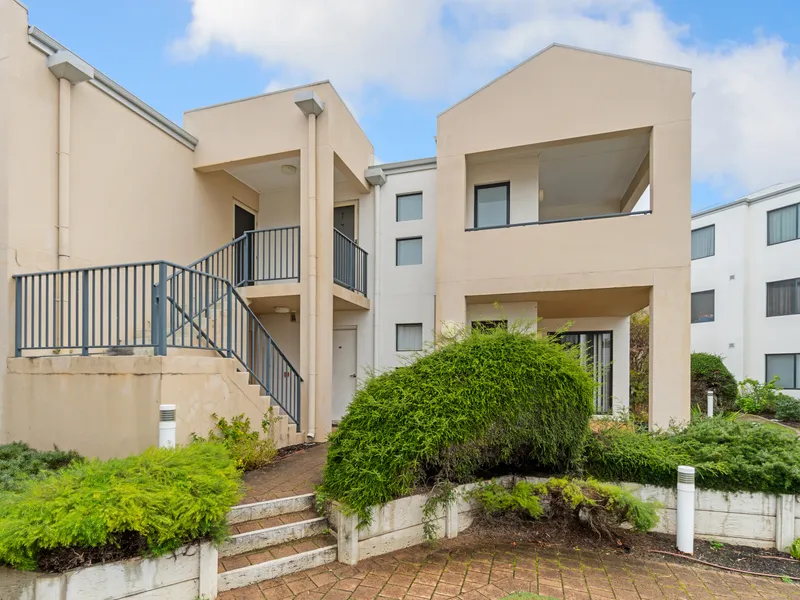 LOVELY THREE BEDROOM APARTMENT