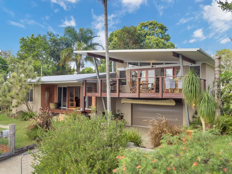 Amazing Water Views - The Ultimate Noosa Hinterland Escape