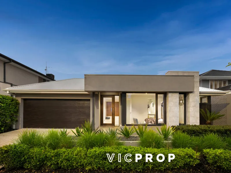 Beautiful Boutique display home in Premium Location!