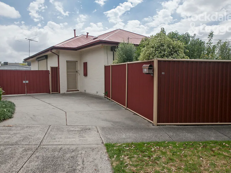 3 BEDROOM HOME WITH UNIT AT REAR