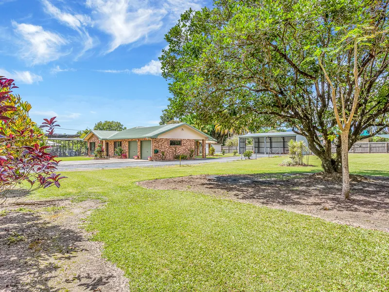 Enjoy A Lifestyle Change At 16 Ross Road, Deeral.......'On Days Like This' In Far North Queensland