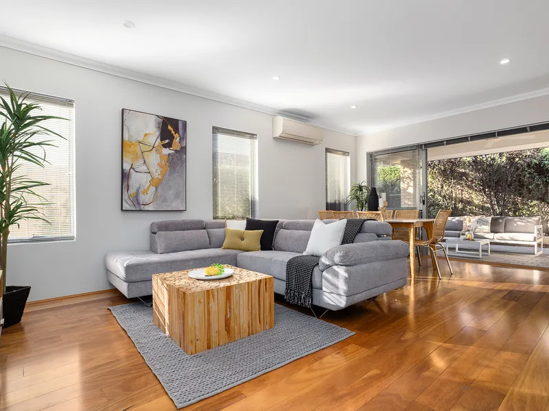 GORGEOUS 3 BED 2 BATH HOME