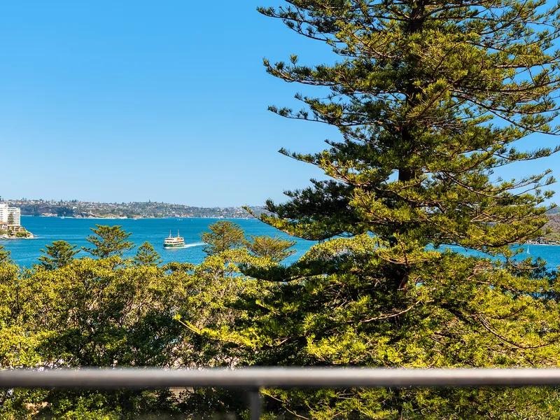 Harbourside lifestyle apartment with water views