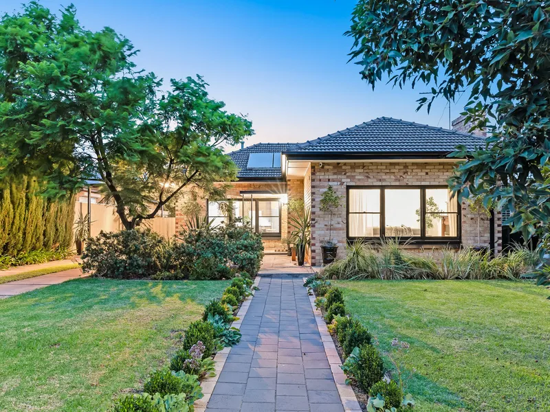 Beautiful family home on significant 932 sqm of land!