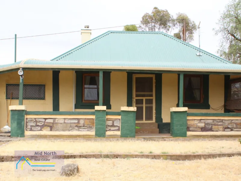 CHARMING QUAINT COTTAGE