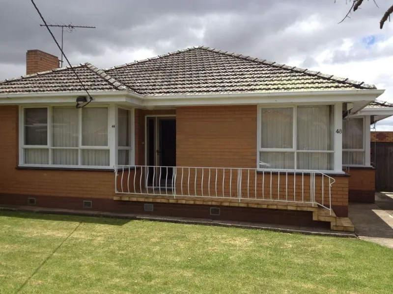 Neat & Tidy 3 Bedroom home at Bell Park!