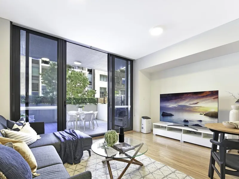 Desirable Waterside Living