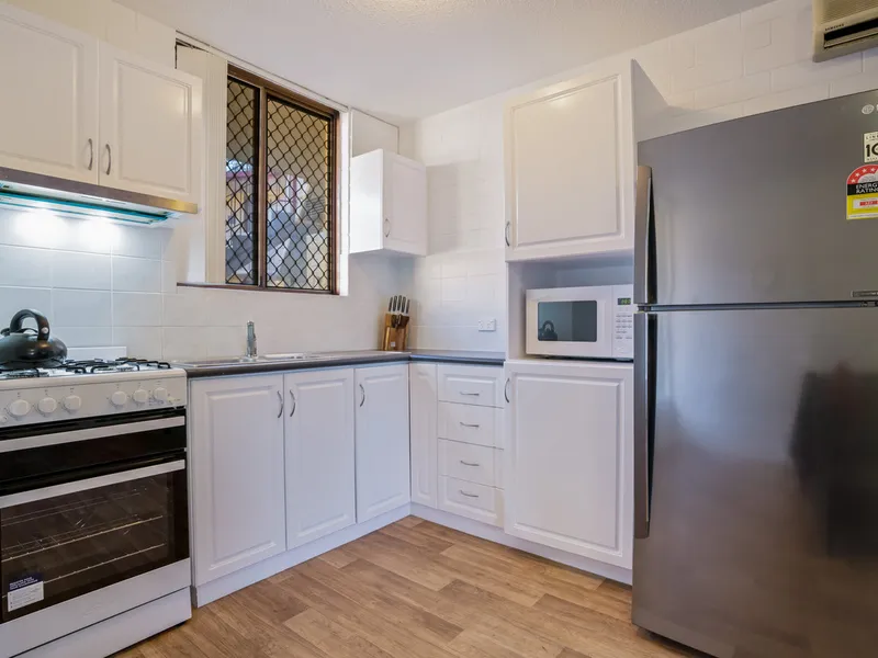 RENOVATED TWO BEDROOM APARTMENT