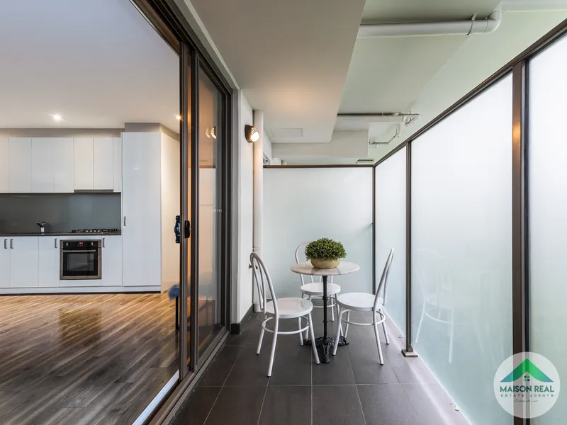 SERENITY, CHIC & CONTEMPORARY LIFESTYLE