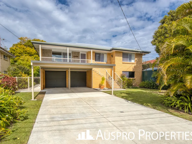 DREAM HOME IN AN UNBEATABLE LOCATION