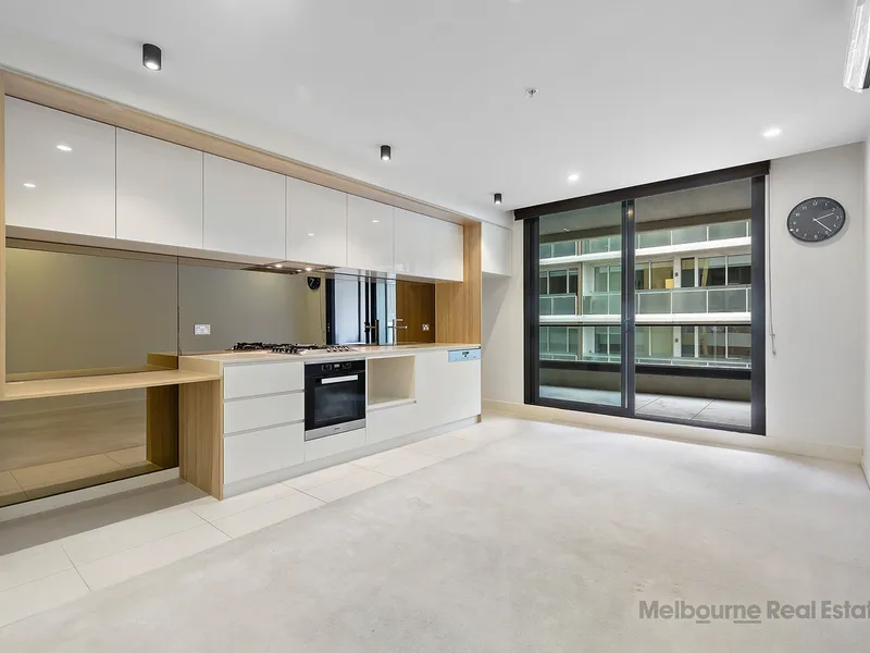 Style and Convenience In the Heart of South Yarra