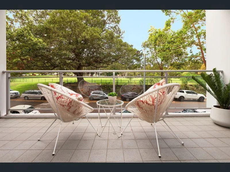 One Bedroom Apartment With Park Views