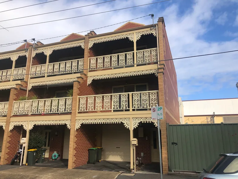 'Executive Townhouse'