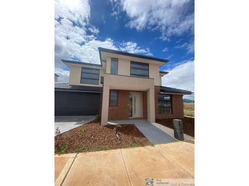 Brand New Family Home in the heart of Thornhill Park