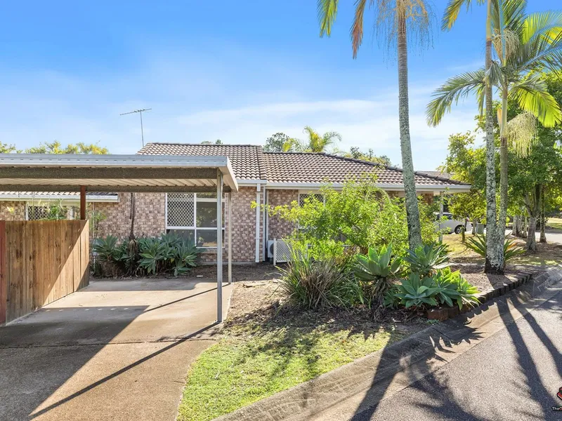 Newly renovated two bedroom villa in peaceful complex