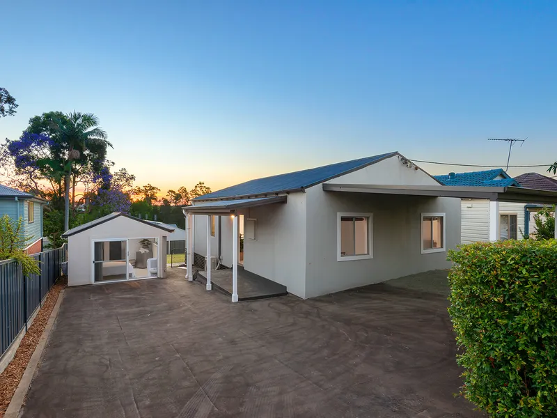 A Great Earner Close to the University      