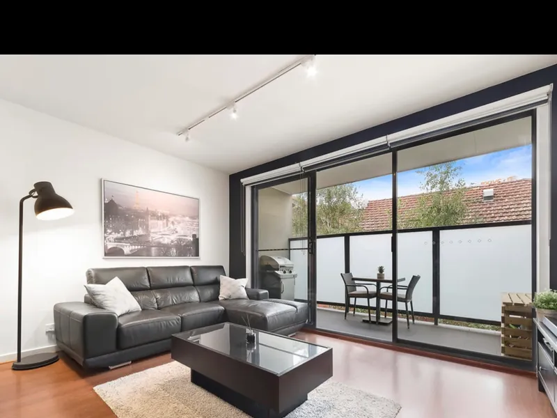 Spacious One Bedroom Apartment 