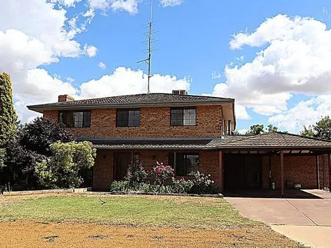 The Two Storey On Wandoo