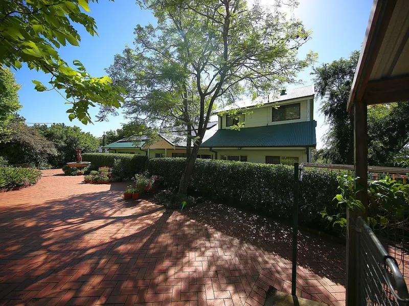 'GREEN HILL' - BOUTIQUE EQUESTRIAN SPELLING / AGISTMENT HAVEN - 47 ACRES