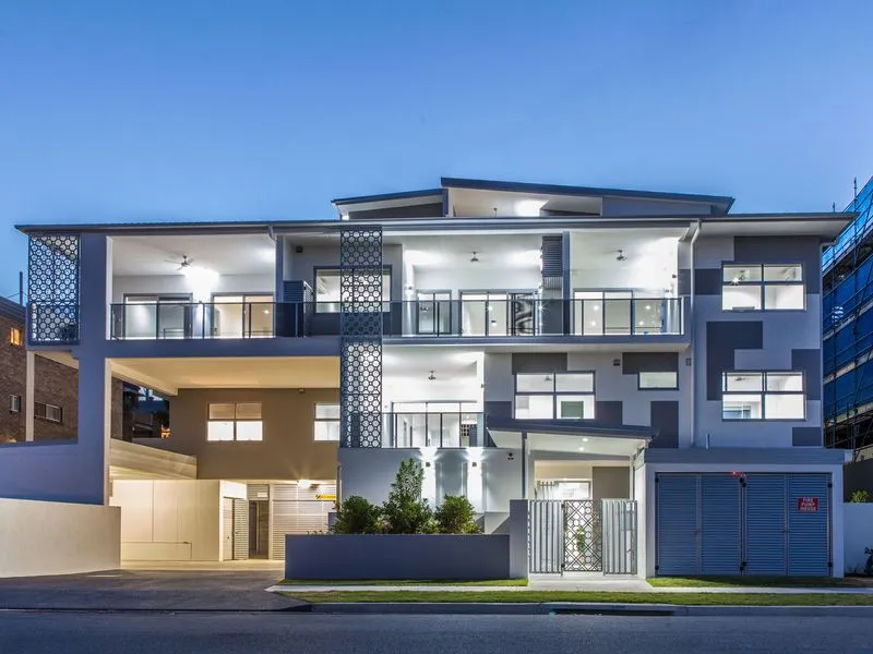 EXCITING INNER CITY TREASURE