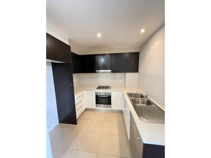What A Location! One Weeks Free Rent!