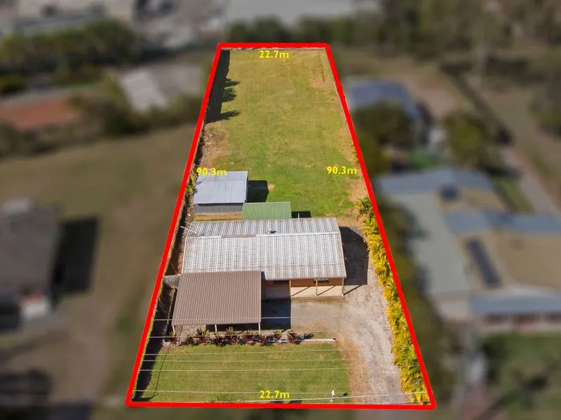 AN OPPORTUNITY KNOCKS IN SLACKS CREEK  - DEVELOP OR LAND BANK YOUR CHOICE!!!